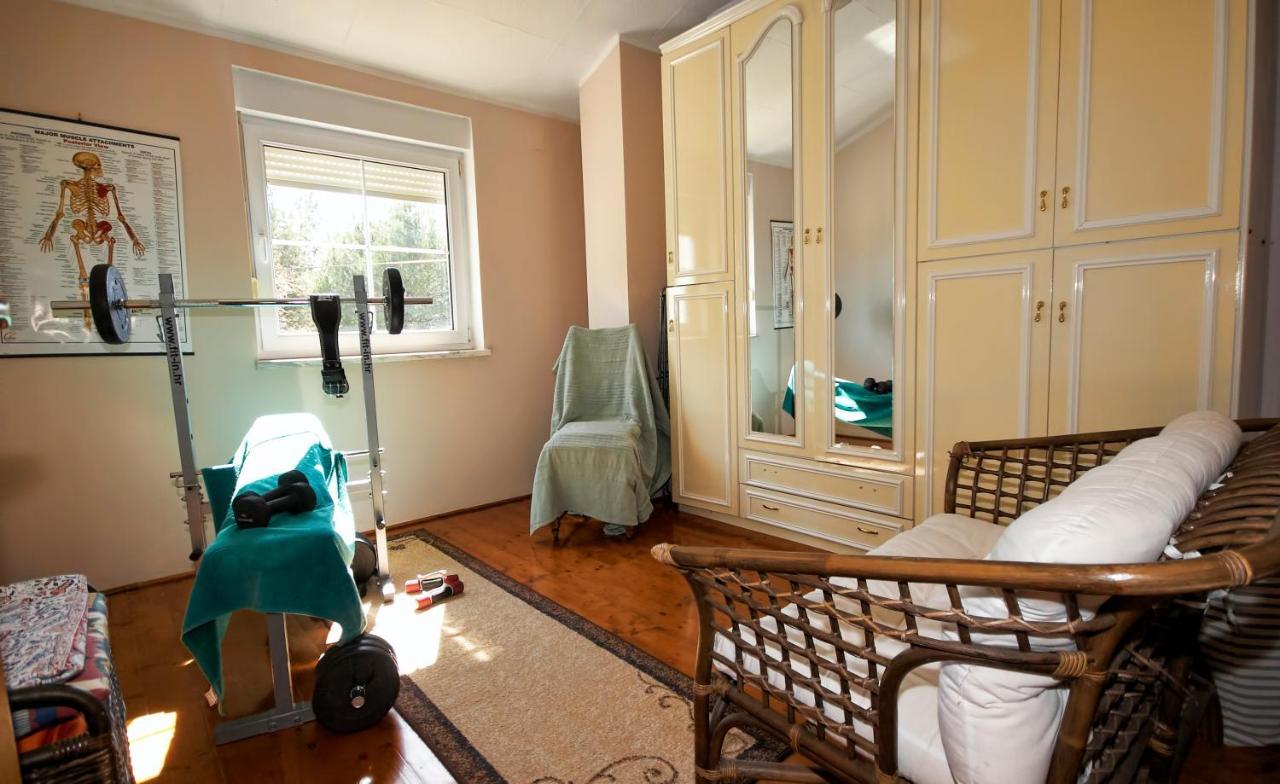 Green House Apartment Pula Exterior photo